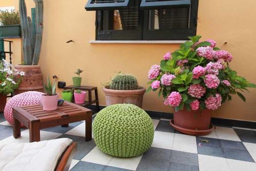Taman di luar Locanda Il Maestrale