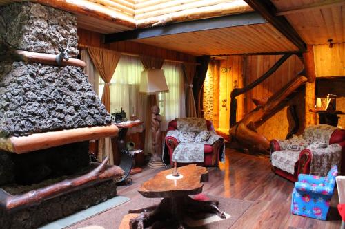 Ein Sitzbereich in der Unterkunft Valle el Abra Ralún Lodge