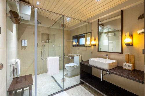 Ένα μπάνιο στο ama Stays & Trails Sneh Villa , Kodaikanal