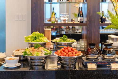 Comida en o cerca de este hotel