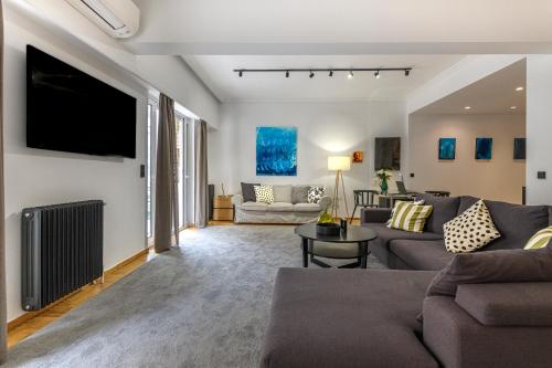 Modern Two-Bedroom Apartment In Kolonaki, Peridot - Homes