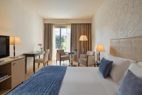 Postel nebo postele na pokoji v ubytování Hotel Nazionale