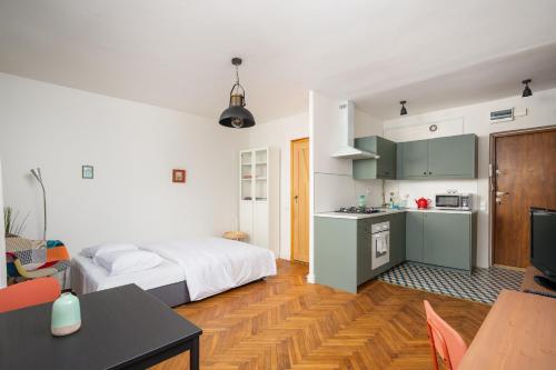 Elektrownia Powiśle Standard Studio by BookingHost