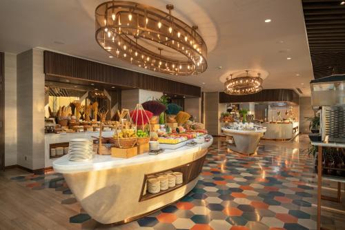 Jídlo v hotelu nebo okolí