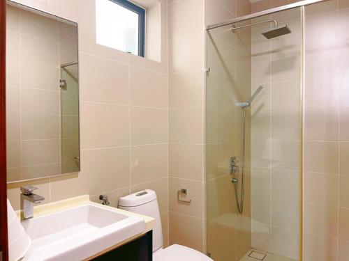 Ένα μπάνιο στο GYDEN STAYCATION #Green Haven near Senibong&Regency