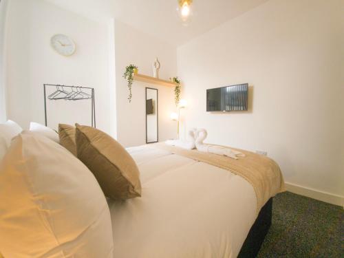 Principality Suites; Three Bed By Property Promise photo 10