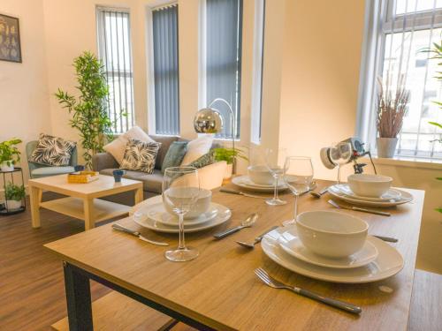 Principality Suites; Three Bed By Property Promise photo 28