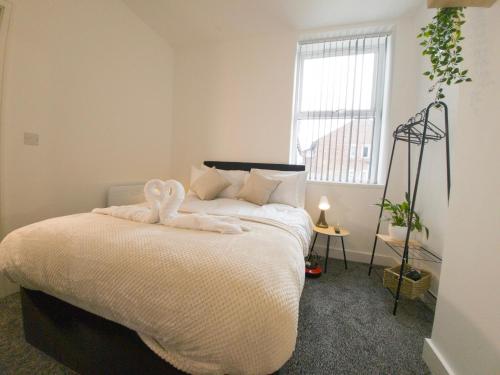 Principality Suites; Three Bed By Property Promise photo 32