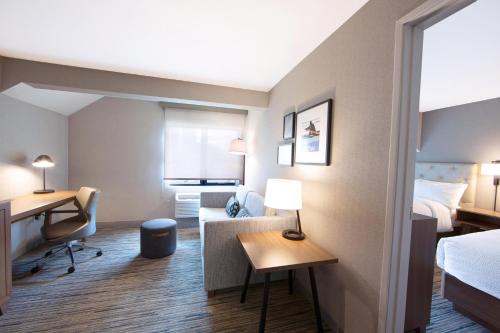 Four Points by Sheraton Downtown Seattle Center Image