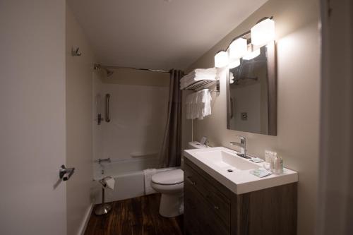Un baño de Ledges By the Bay