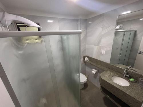 Vonios kambarys apgyvendinimo įstaigoje APARTAMENTO FRENTE MAR