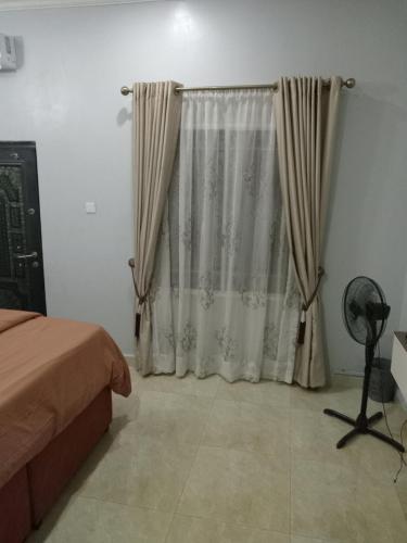Un ou plusieurs lits dans un hébergement de l'établissement OD-V!CK'S CLASSIC, Wuse 2 extension, upscale Jahi district WiFi,24hr power,security, dstv
