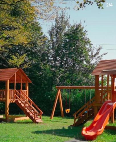 Herní místnost nebo prostor pro děti v ubytování Wald Hotel Lagodekhi Rooms