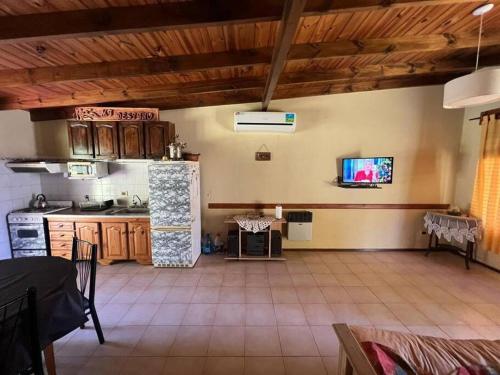 alquilar Casa con pileta y amplio parque, a 200mts de la laguna en Chascomús