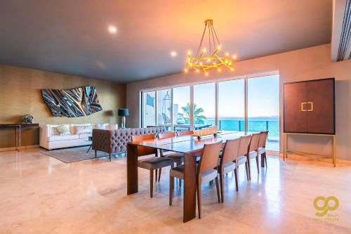Lavish Bayview Penthouse Beachfront Complex – Photos 3