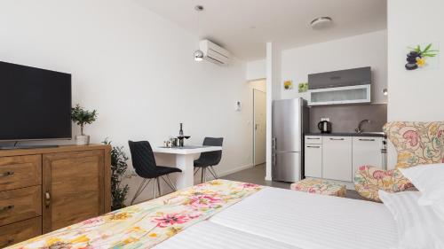 Bepo Studio Apartment - FREE PARKING