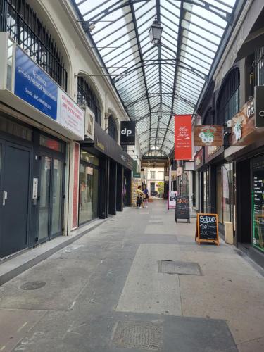 F2 Hypercentre Terrasse Talleyrand
