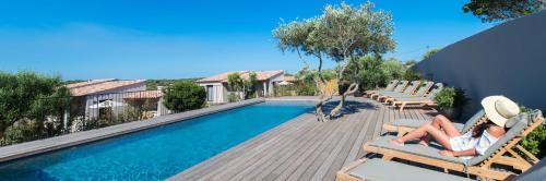 Villa Madra