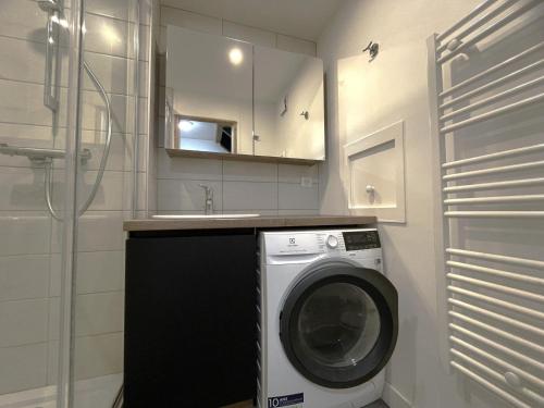 Duplex 4 pers, balcon sud, Les Menuires, parking - FR-1-452-357