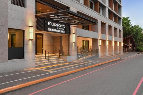 El edificio en el que está el hotel