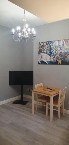 Gallery image of City Side Gallery Apartment in Belfast