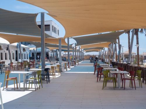 Sabah Resort Nouakchottにあるレストランまたは飲食店