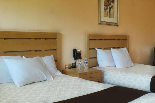 Hotel Navola Inn – Photos 3