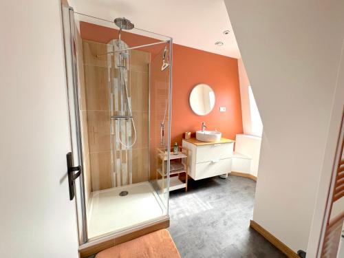 Koupelna v ubytování Charmant appartement 2 pièces proche de la mer