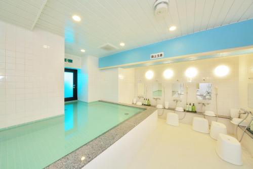 Swimmingpoolen hos eller tæt på Hotel Chatelet Inn Kyoto