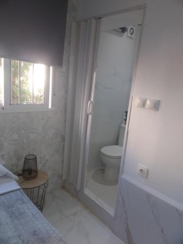 precioso apartamento moderno cerca del carrefour rosaleda