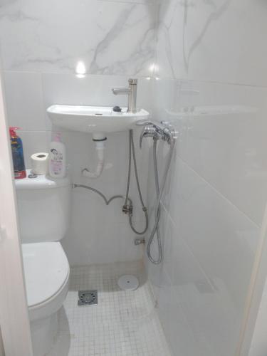 precioso apartamento moderno cerca del carrefour rosaleda