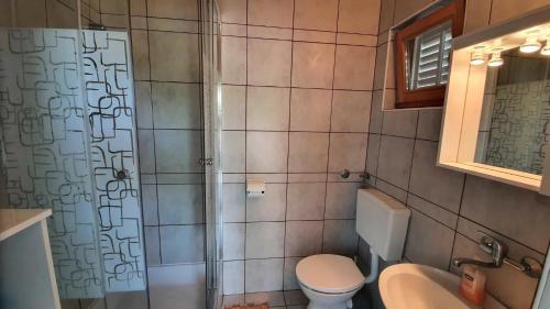 Apartments with a parking space , Krk - 21701
