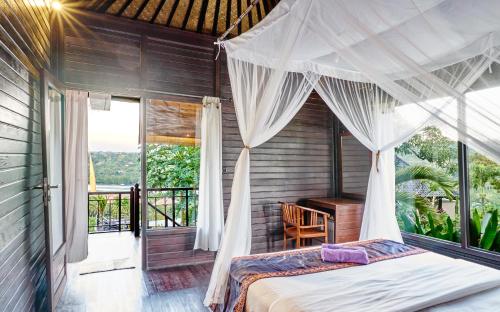 Gallery image of Sunrise Ocean Hut's Lembongan in Nusa Lembongan