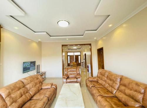 AFFORDABLE ABODE – Photos 3