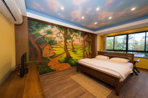 Кровать или кровати в номере Thongtara House Boutique Srinakarin