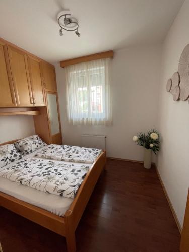 Apartment in Crikvenica with sea view, balcony, air conditioning, WiFi 3492-4