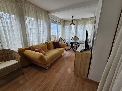 Estudio Miramar Playa 8 IF Benidorm