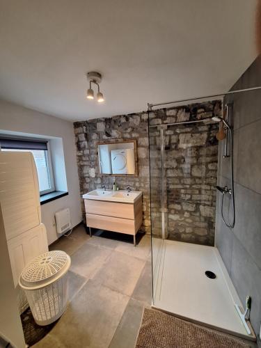 Koupelna v ubytování Gîte Cour Delhez