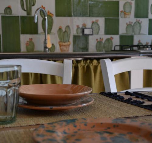 Φωτογραφία από το άλμπουμ του ficodindia Suite & Apartments σε Santo Stefano di Camastra