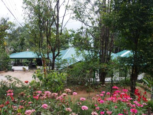 Gallery image of TEARAMB HOLIDAY BUNGALOW in Otalawa