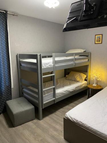 Postel nebo postele na pokoji v ubytování Andreea