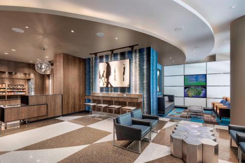 Fairfield Inn and Suites Chicago Downtown/ Magnificent Mile Image
