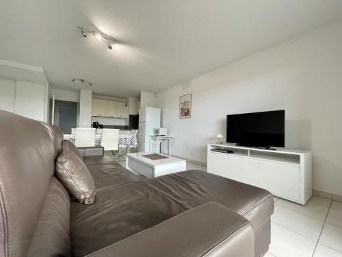 Ravissant T3 neuf, proche plages, parking souterrain, classé 3 étoiles