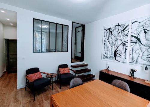 Photo de la galerie de l'établissement Appartement au cœur de Saint-Germain-des-Prés, à Paris