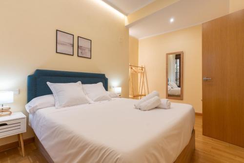 APARTAMENTO PUERTA DE CÓRDOBA - En Pleno Centro Histórico