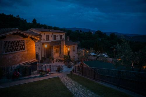 Το κτήριο όπου στεγάζεται  the country house