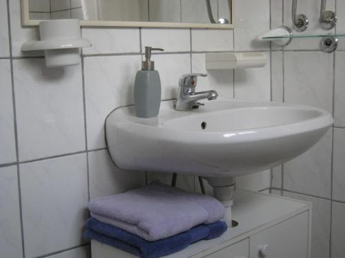 Phòng tắm tại Guesthouse Linna