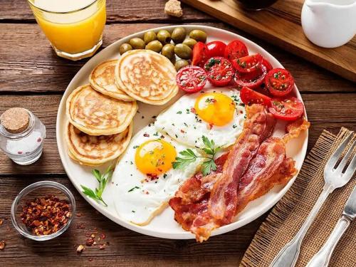 Đồ ăn tại/gần khách sạn căn hộ