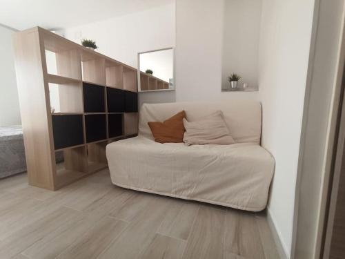 Mariana Home