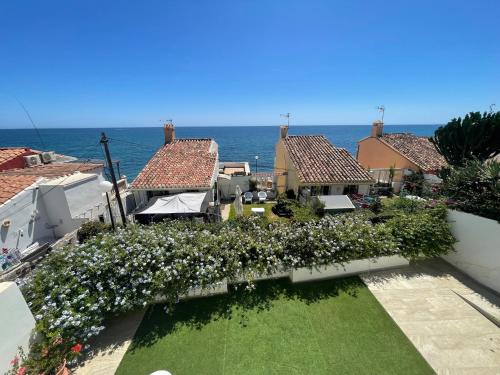 ESTEPONA BEACH SUITES 3. URB. ARENA BEACH 9